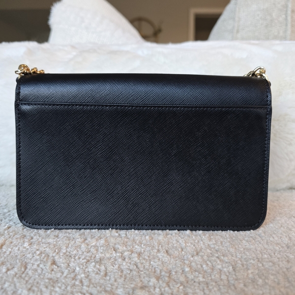 NWOT Kate Spade Black Crossbody with Gold Chain - Picture 4 of 5